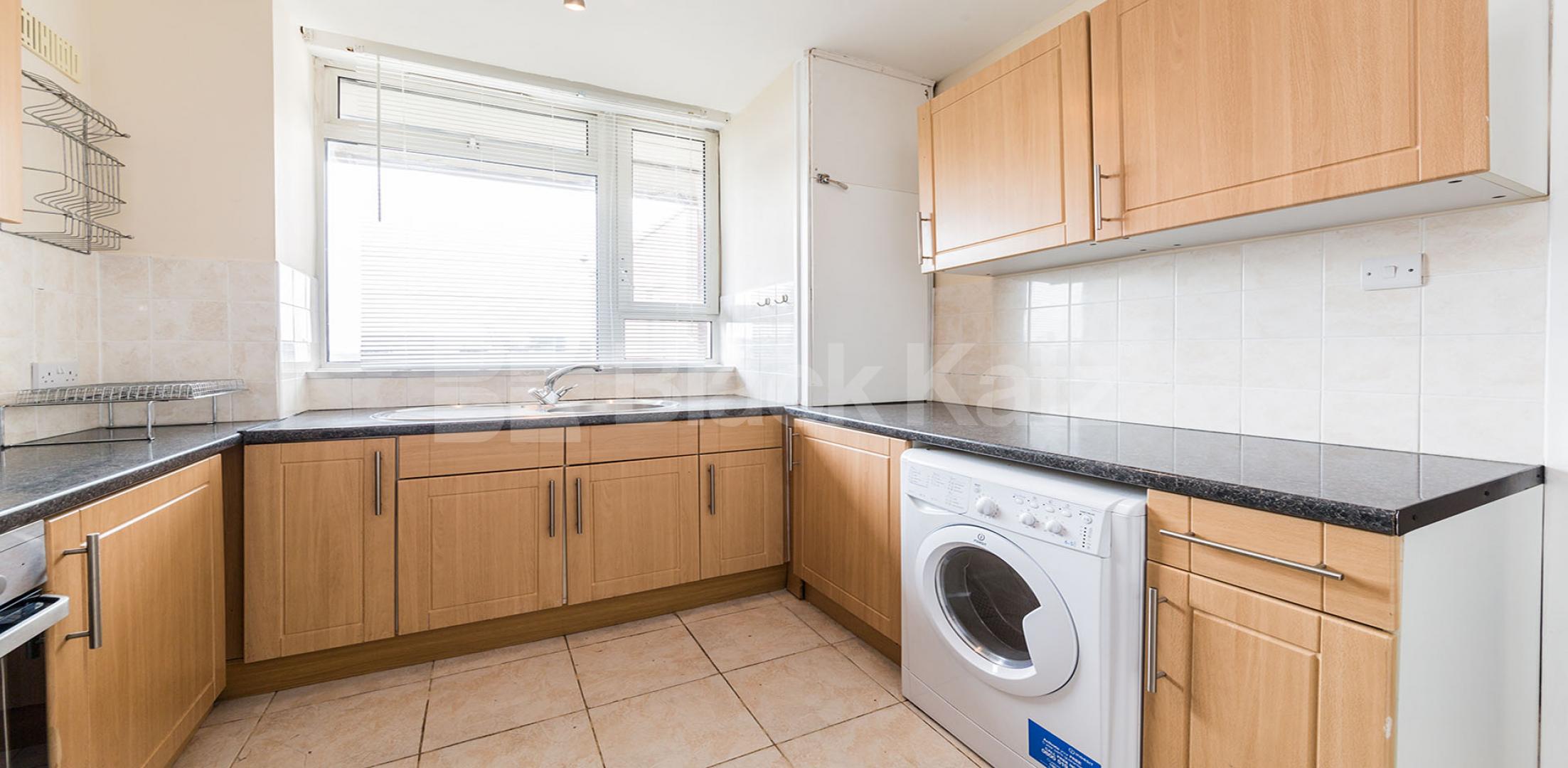 			NEW INSTRUCTION!, 3 Bedroom, 1 bath, 1 reception Apartment			 Collier Street, KINGS CROSS / ISLINGTON